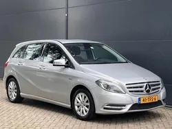 Grijs Gebruikt 2012 Mercedes B180 Ambition MPV | € 6.995 (Eerlijke prijs)