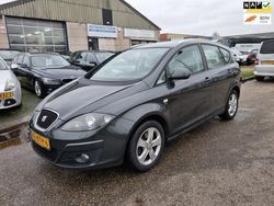 Grijs, metallic lak Gebruikt 2010 Seat Altea XL Style MPV | € 3.950 (Iets duurder)
