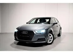 Grijs Gebruikt 2020 Audi A3 Sportback Hatchback | € 18.950
