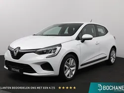 Wit Gebruikt 2022 Renault Clio V Zen Hatchback | € 15.695 (Goede deal)