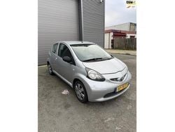 Grijs Gebruikt 2007 Toyota Aygo Hatchback | € 1.750 (Goede deal)