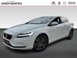 Wit Gebruikt 2017 Volvo V40 Hatchback | € 13.430 (Goede deal)