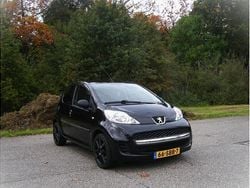 Zwart Gebruikt 2011 Peugeot 107 Hatchback | € 1.500 (Super prijs)