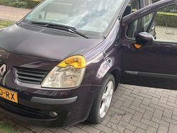 Gebruikt 2005 Renault Modus Privilege MPV | € 850 (Eerlijke prijs)