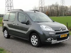 Grijs Gebruikt 2015 Citroën Berlingo Tendance MPV | € 7.995 (Eerlijke prijs)