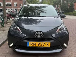 Grijs Gebruikt 2017 Toyota Aygo Hatchback | € 6.450 (Goede deal)
