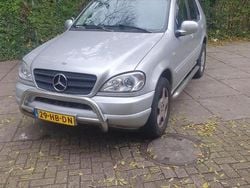 Gebruikt 2001 Mercedes ML320 SUV | € 3.750 (Eerlijke prijs)