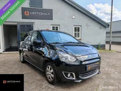 Zwart Gebruikt 2015 Mitsubishi Space Star Hatchback | € 7.995 (Eerlijke prijs)