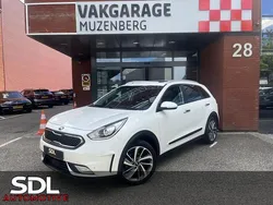 Wit Gebruikt 2018 Kia Niro SUV | € 18.945 (Eerlijke prijs)