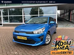 Blauw, metallic lak Gebruikt 2022 Kia Rio Hatchback | € 18.650 (Eerlijke prijs)