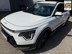 Wit, metallic lak Gebruikt 2023 Kia Niro SUV | € 23.950 (Goede deal)