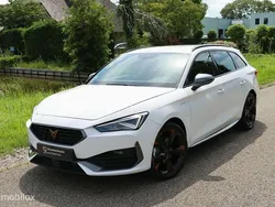 Wit Gebruikt 2024 Cupra Leon Stationwagen | € 32.995 (Eerlijke prijs)