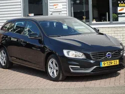 Zwart Gebruikt 2014 Volvo V60 Kinetic Stationwagen | € 6.350 (Iets duurder)