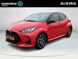 Rood Gebruikt 2021 Toyota Yaris Executive Hatchback | € 24.945 (Iets duurder)