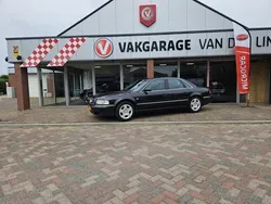 Zwart Gebruikt 2001 Audi A8 Exclusive Sedan | € 1.800