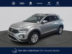 Grijs Gebruikt 2023 VW T-Roc Life SUV | € 26.990 (Super prijs)
