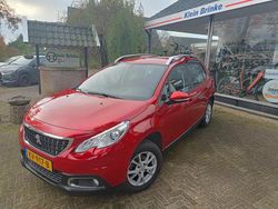 Rood Gebruikt 2016 Peugeot 2008 SUV | € 9.445 (Eerlijke prijs)