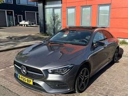 Grijs Gebruikt 2020 Mercedes CLA250 Business Sedan | € 29.500 (Goede deal)