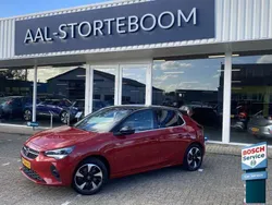 Rood, metallic lak Gebruikt 2020 Opel Corsa-e Elegance Hatchback | € 21.600