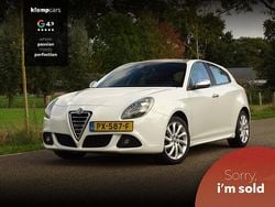 Wit Gebruikt 2011 Alfa Romeo Giulietta Distinctive Hatchback | € 3.900 (Super prijs)