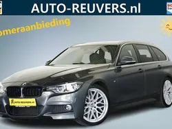 Grijs Gebruikt 2017 BMW 320 M Sport Stationwagen | € 21.900 (Goede deal)