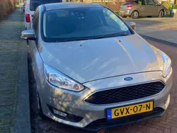 Grijs Gebruikt 2016 Ford Focus Titanium Hatchback | € 8.199 (Super prijs)