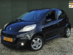 Zwart Gebruikt 2013 Peugeot 107 Envy Hatchback | € 4.255 (Eerlijke prijs)