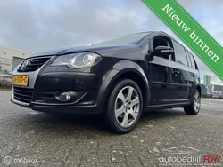 Zwart Gebruikt 2010 VW Touran MPV | € 6.450 (Eerlijke prijs)