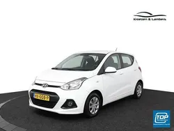 Wit Gebruikt 2016 Hyundai i10 Comfort Hatchback | € 8.495 (Iets duurder)