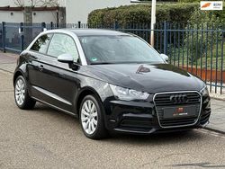 Zwart Gebruikt 2011 Audi A1 Attraction Hatchback | € 7.450 (Eerlijke prijs)