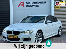 Wit Gebruikt 2013 BMW 320 Executive Sedan | € 11.950 (Eerlijke prijs)