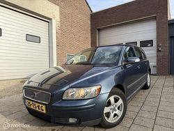 Blauw Gebruikt 2007 Volvo V50 Kinetic Stationwagen | € 2.995 (Eerlijke prijs)