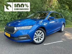 Blauw Gebruikt 2023 Skoda Octavia Business Line Stationwagen | € 20.950 (Iets duurder)