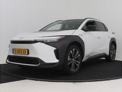 Wit Gebruikt 2023 Toyota bZ4X Premium SUV | € 35.445 (Eerlijke prijs)