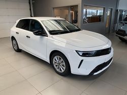 Wit Gebruikt 2024 Opel Astra Edition Hatchback | € 19.250