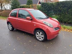 Rood, metallic lak Gebruikt 2005 Nissan Micra Hatchback | € 1.250 (Eerlijke prijs)