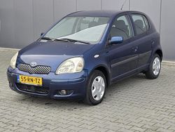 Blauw Gebruikt 2005 Toyota Yaris Hatchback | € 2.499 (Eerlijke prijs)