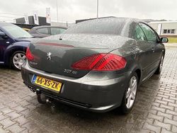 Grijs, metallic lak Gebruikt 2004 Peugeot 307 CC Cabriolet | € 2.699 (Eerlijke prijs)