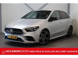 Grijs Gebruikt 2019 Mercedes B180 AMG MPV | € 23.895 (Goede deal)