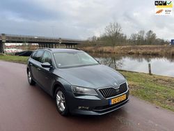 Grijs Gebruikt 2016 Skoda Superb Business Line Stationwagen | € 12.950 (Eerlijke prijs)