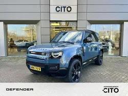 Tasman blue (blauw metallic)zwart Gebruikt 2025 Land Rover Defender HSE Dynamic SUV | € 104.950 (Eerlijke prijs)
