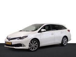 Wit Gebruikt 2016 Toyota Auris Stationwagen | € 16.499