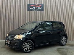 Zwart (metallic) Gebruikt 2023 VW up! Beats Hatchback | € 14.900 (Eerlijke prijs)