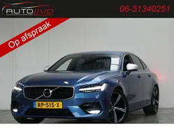 Blauw, metallic lak Gebruikt 2018 Volvo S90 R-Design Sedan | € 27.995 (Eerlijke prijs)