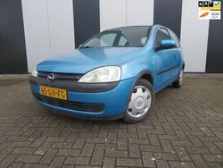 Blauw Gebruikt 2001 Opel Corsa Comfort Hatchback | € 950 (Goede deal)
