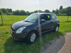 Zwart Gebruikt 2005 Suzuki Swift Hatchback | € 2.500 (Eerlijke prijs)