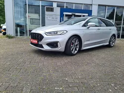 Grijs, metallic lak Gebruikt 2020 Ford Mondeo ST-Line Stationwagen | € 16.999 (Goede deal)