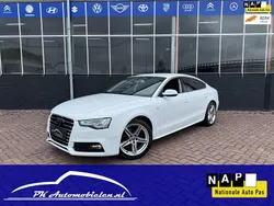 Wit Gebruikt 2016 Audi A5 Coupé | € 20.950 (Eerlijke prijs)