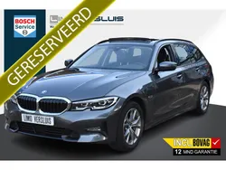 Grijs Gebruikt 2022 BMW 330e Executive Stationwagen | € 34.950 (Super prijs)