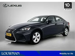 Zwart Gebruikt 2020 Lexus IS300h Business Edition Sedan | € 27.950 (Eerlijke prijs)